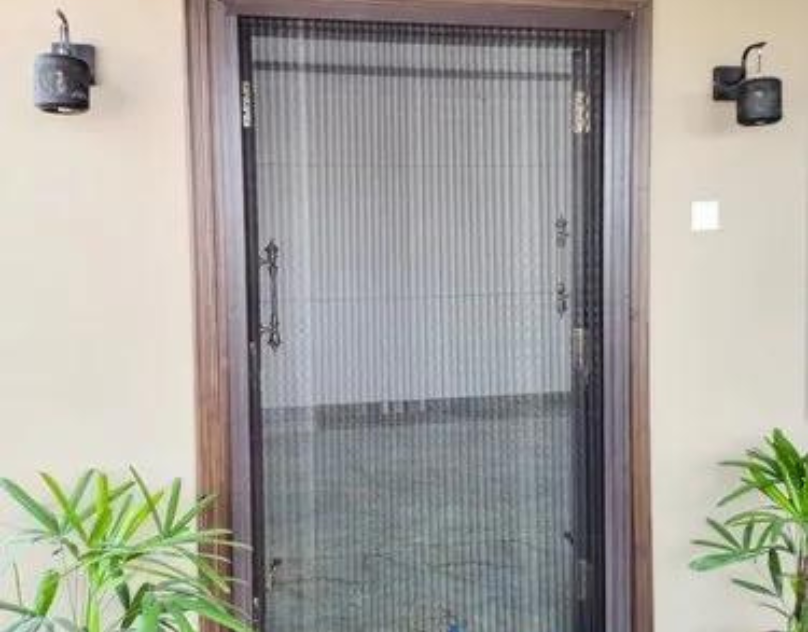 Pleated Mosquito Net Doors